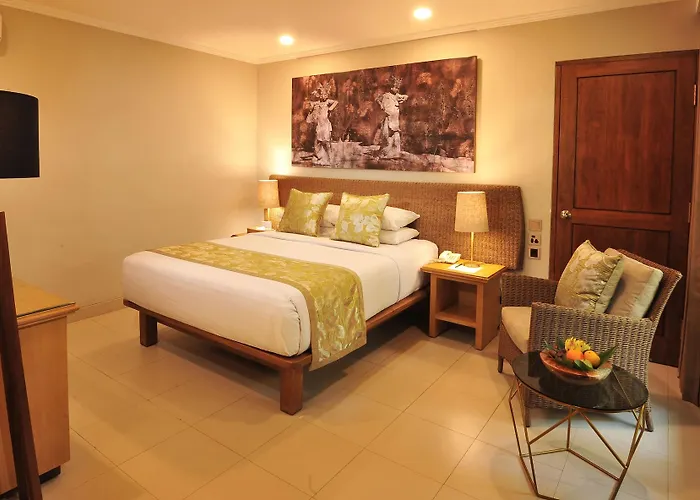 Puri Raja Hotel 4*