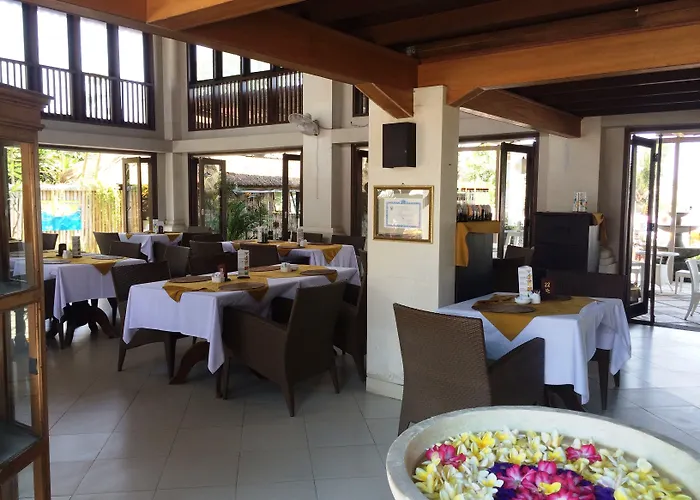 Puri Raja Hotel 4*