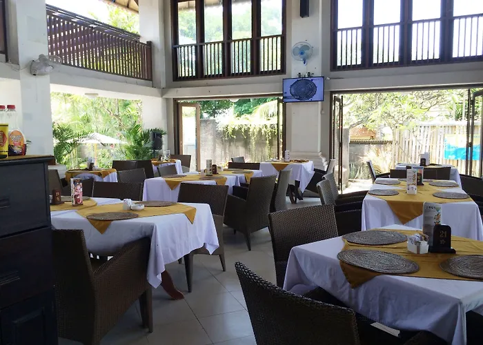 Puri Raja Hotel