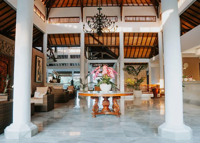 Hotel Puri Raja 4*