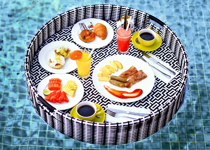 Puri Raja Hotel 4*