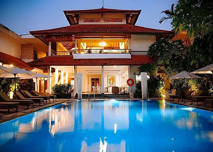 Puri Raja 4*