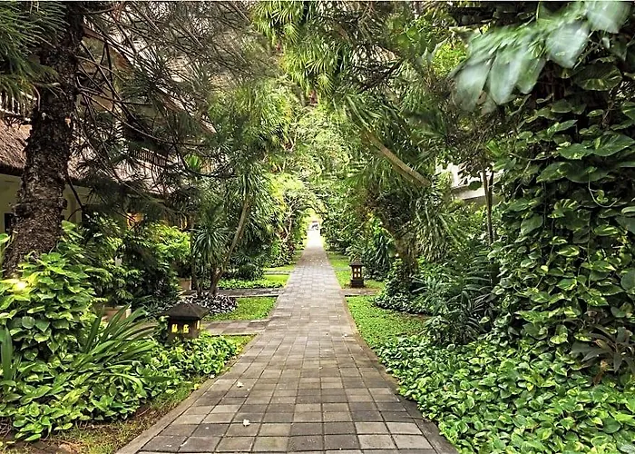 Hotel Puri Raja Legian (Bali)