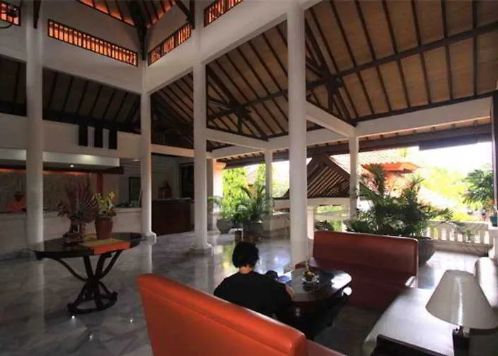 Hotel Puri Raja 4*